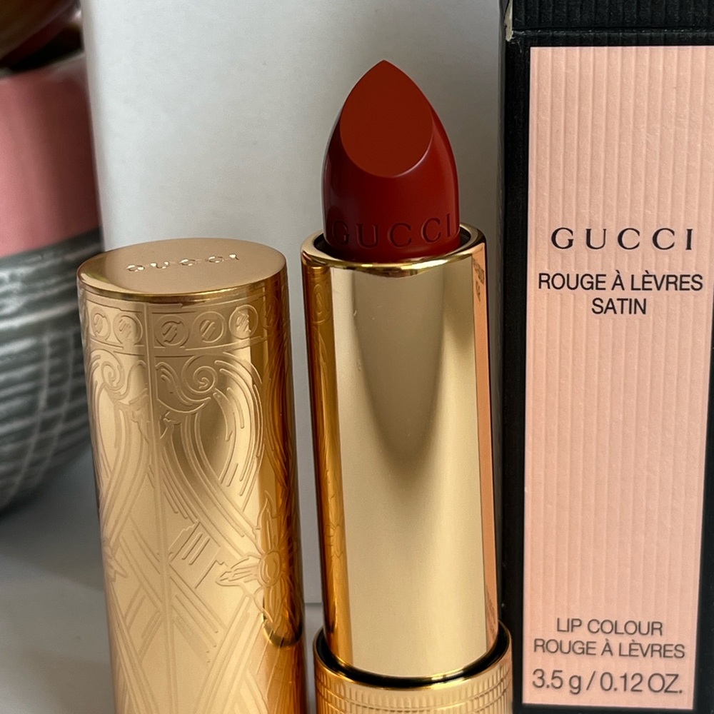 Gucci Rouge à Lèvres Satin Lipstick - Janet Rust